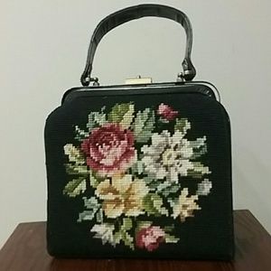 Vintage Original by Caprice Black w/flower purse